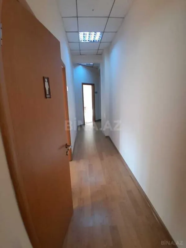 Kirayə verilir 5 otaqlı ofis 250 m²