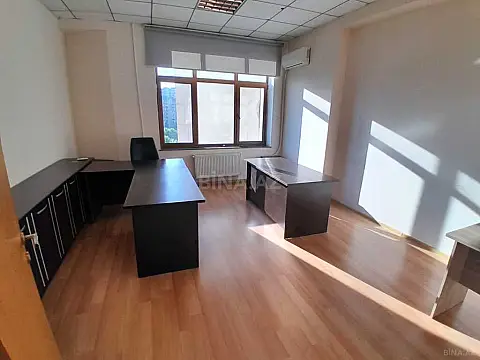 Kirayə verilir 5 otaqlı ofis 250 m²