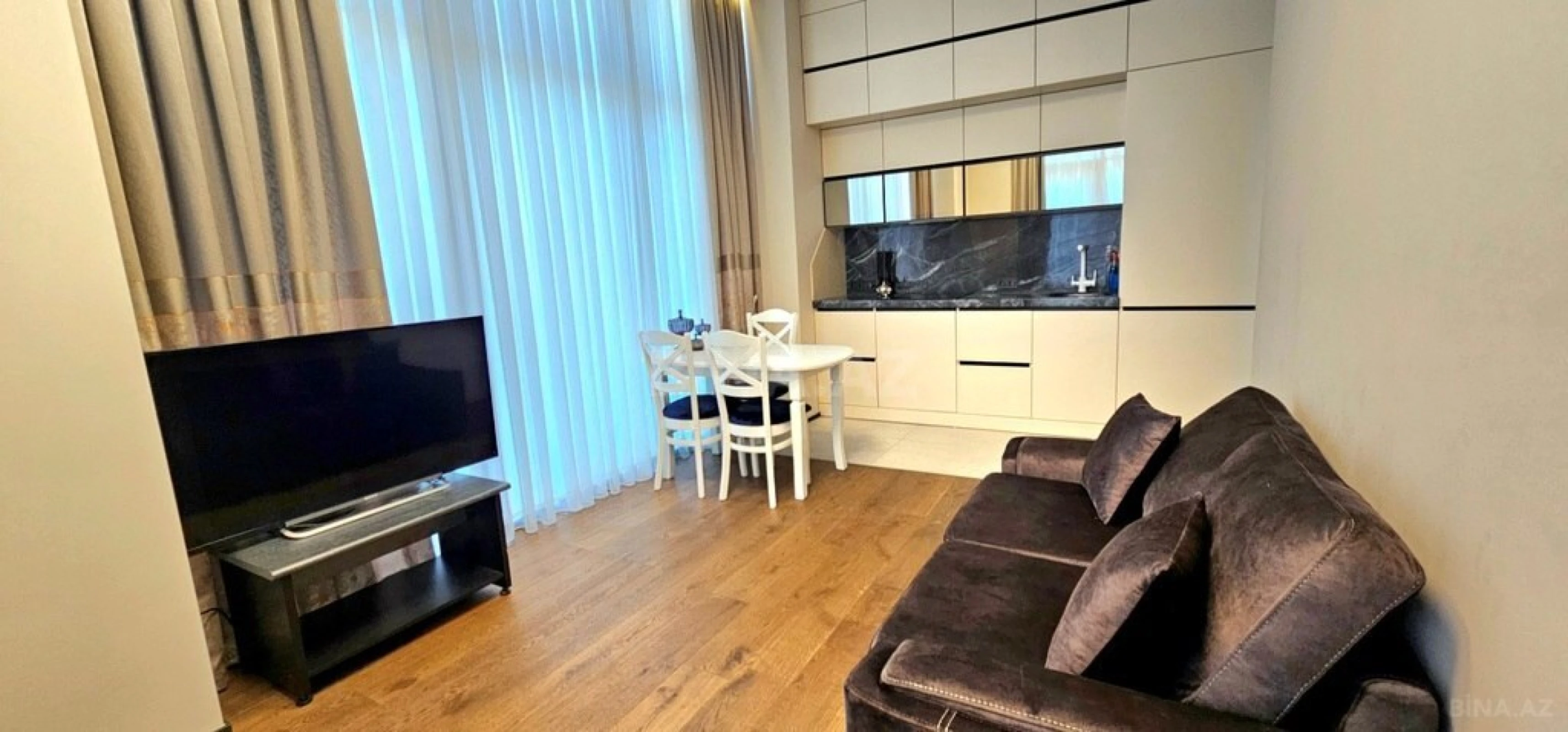 Satılır 2 otaqlı mənzil 75 m²