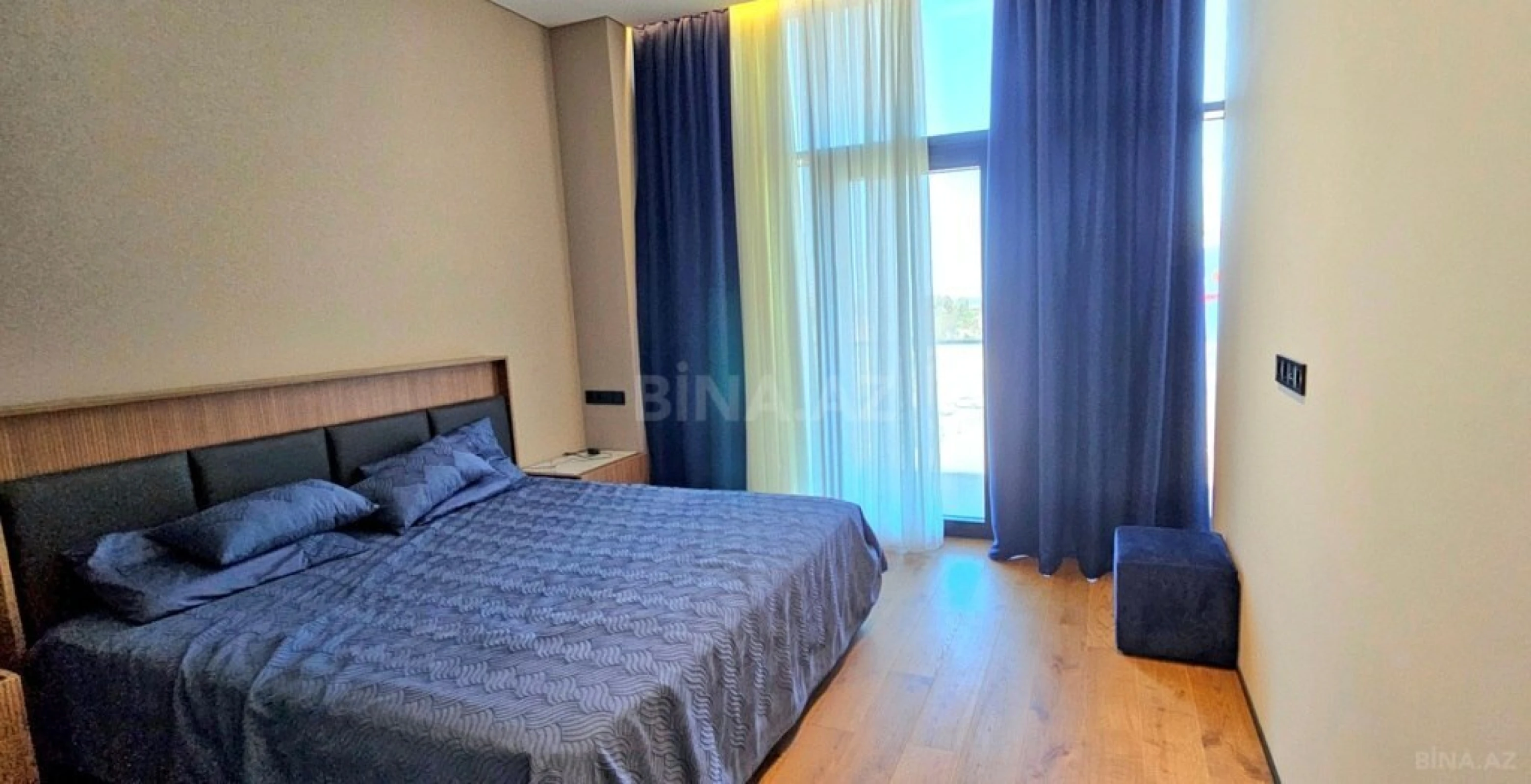 Satılır 2 otaqlı mənzil 75 m²