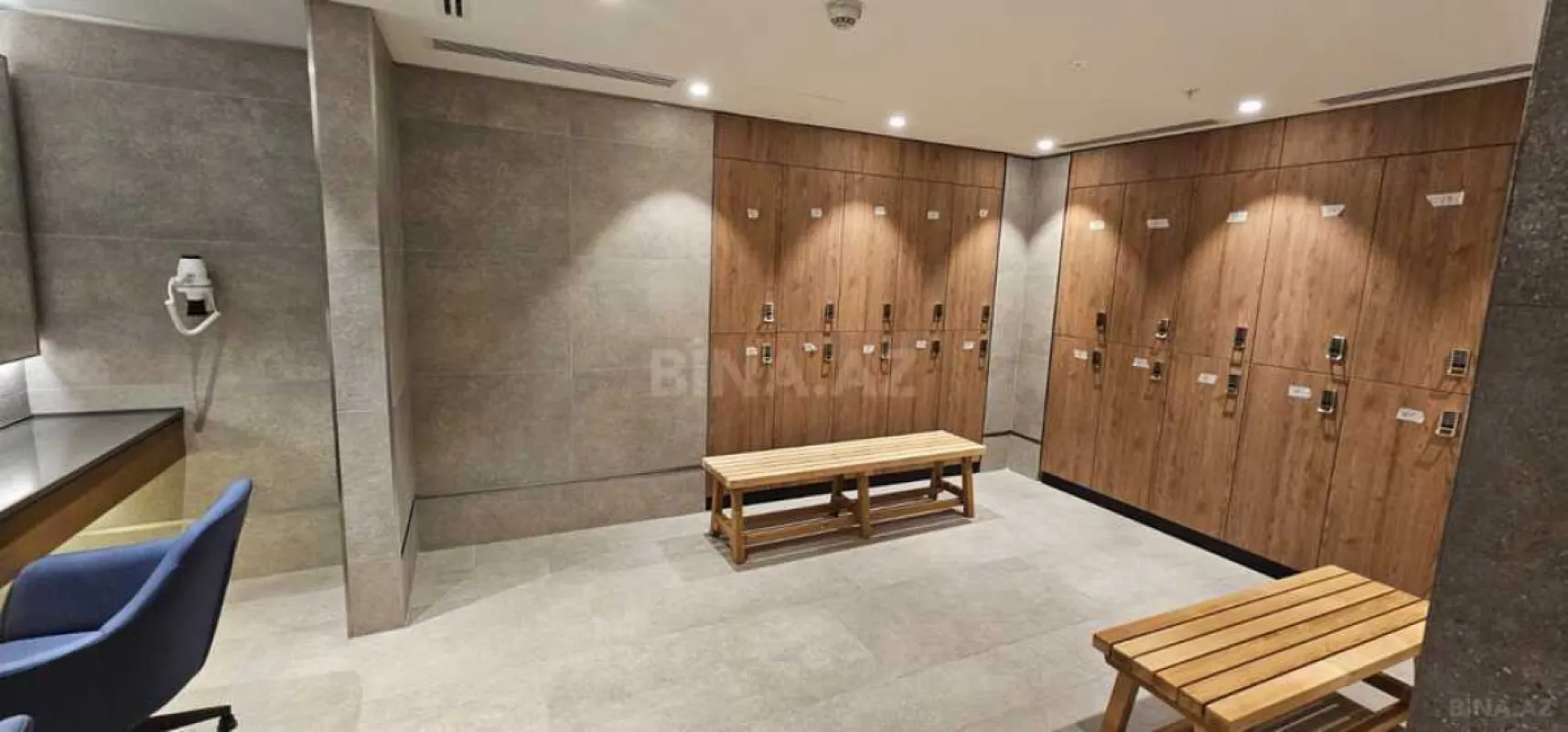 Satılır 3 otaqlı mənzil 140 m²