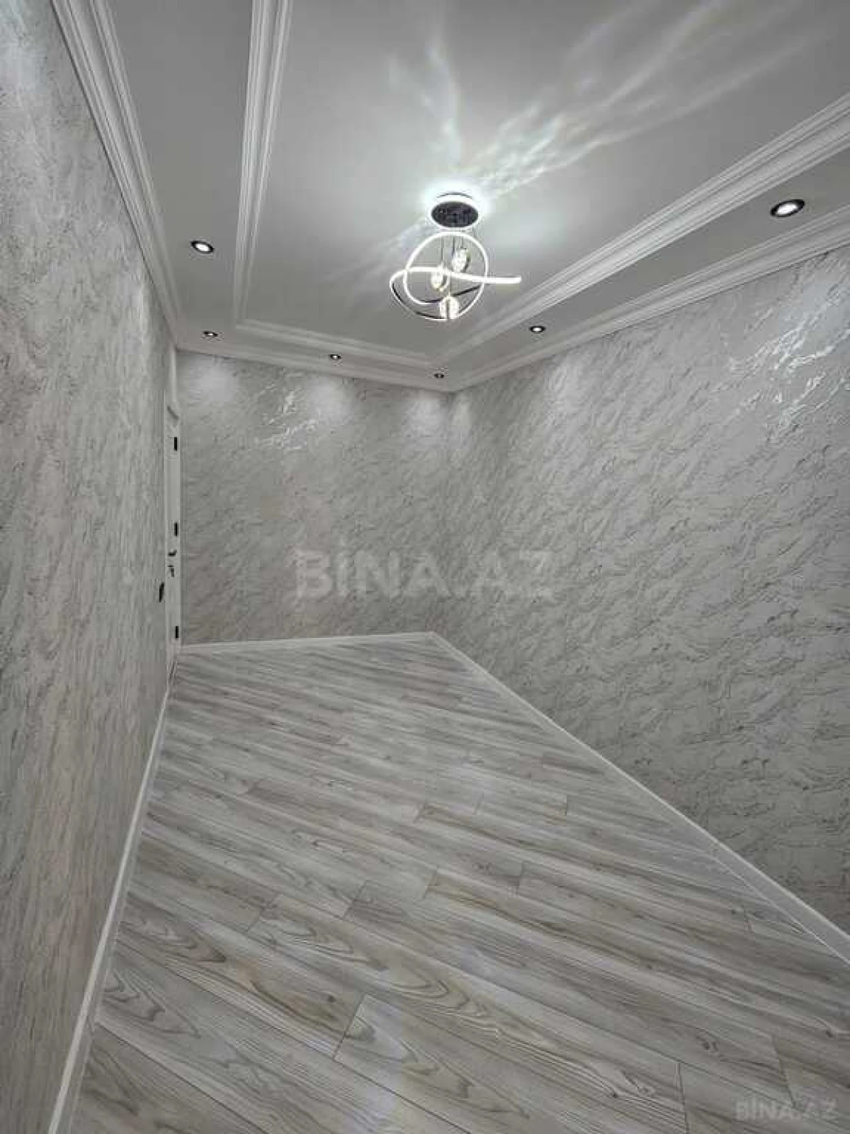 Satılır 3 otaqlı mənzil 60 m²