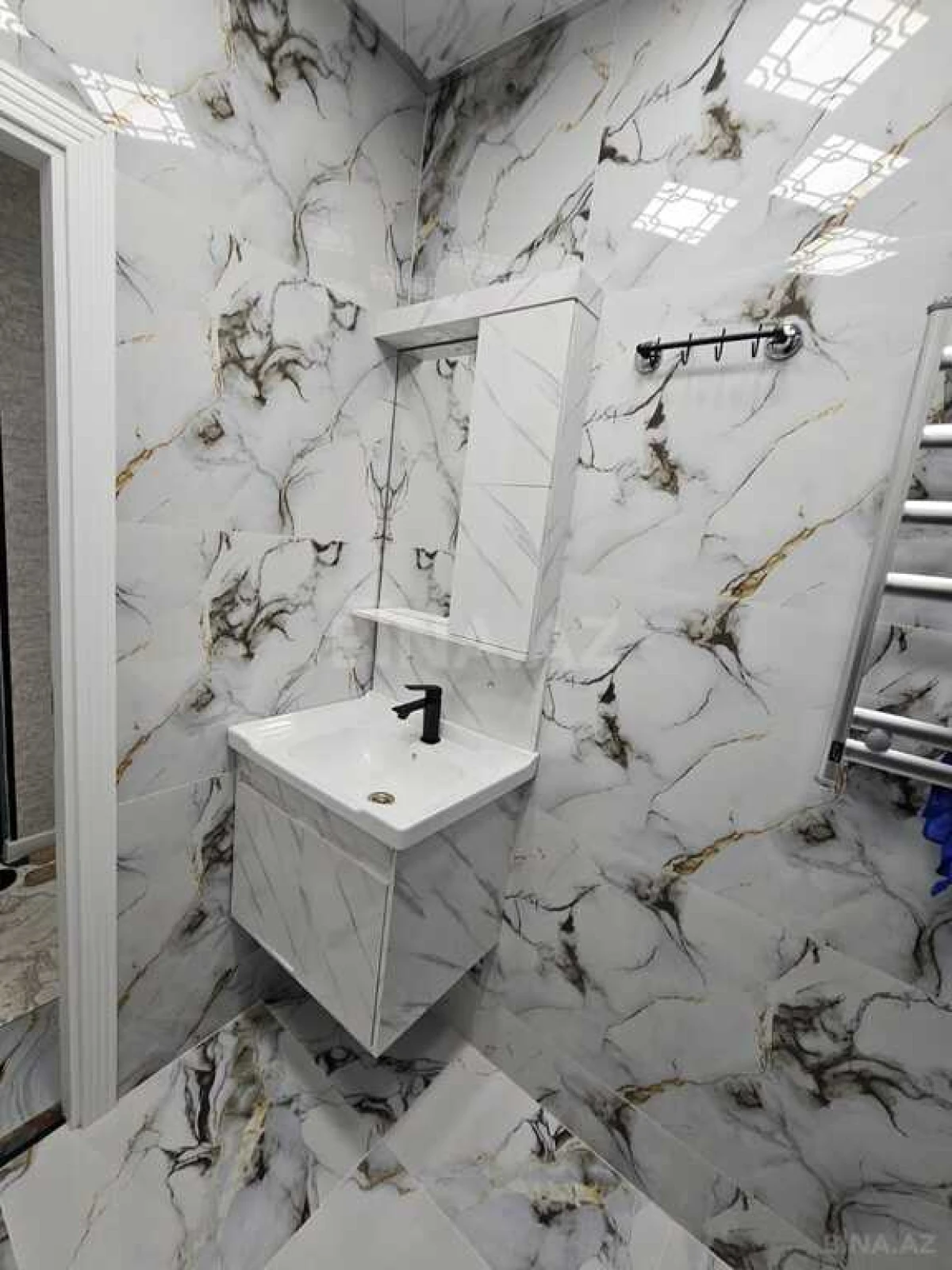 Satılır 3 otaqlı mənzil 60 m²