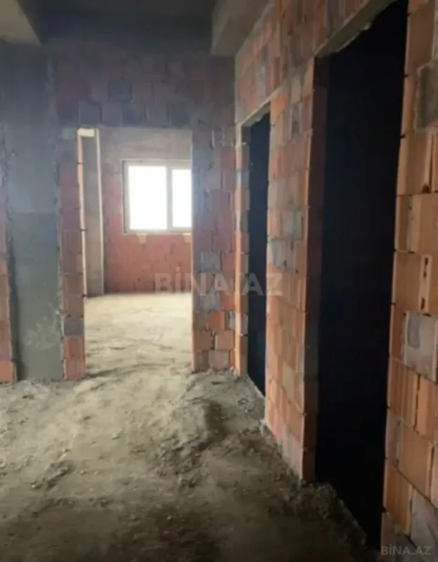 Satılır 3 otaqlı mənzil 157 m²