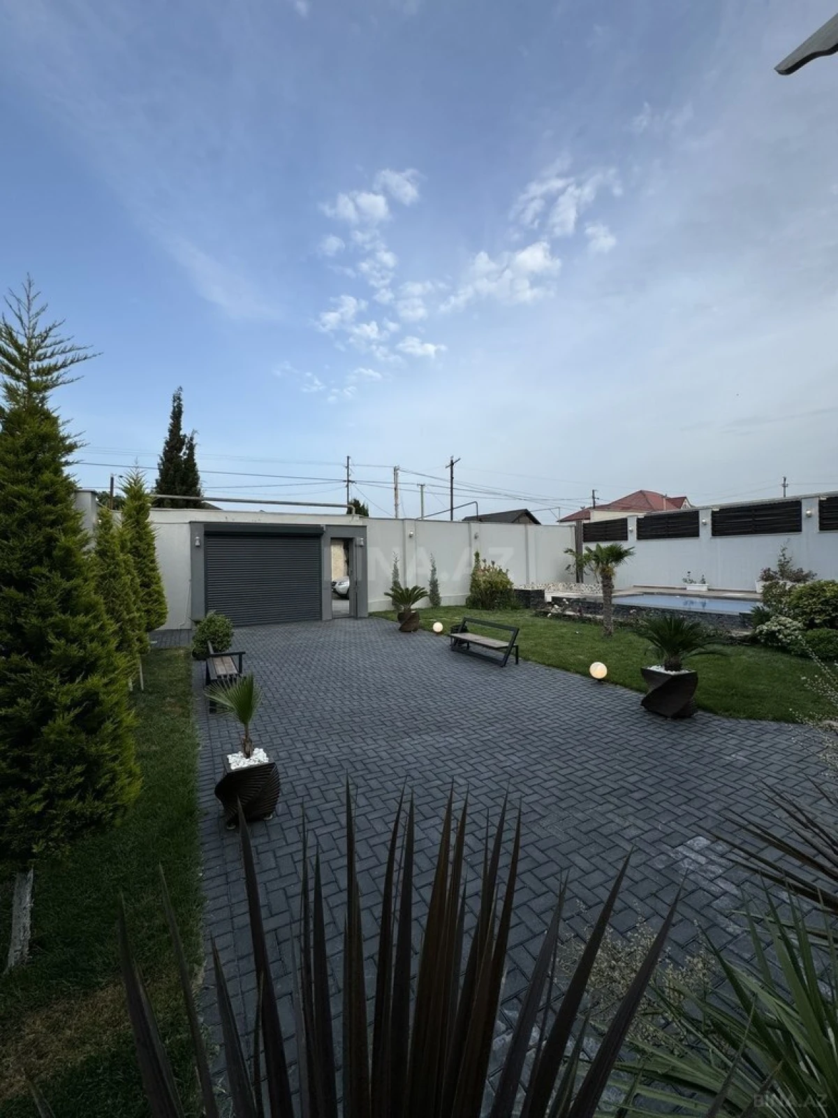 Satılır 4 otaqlı həyət evi 220 m²