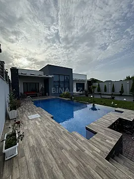 Satılır 4 otaqlı həyət evi 220 m²