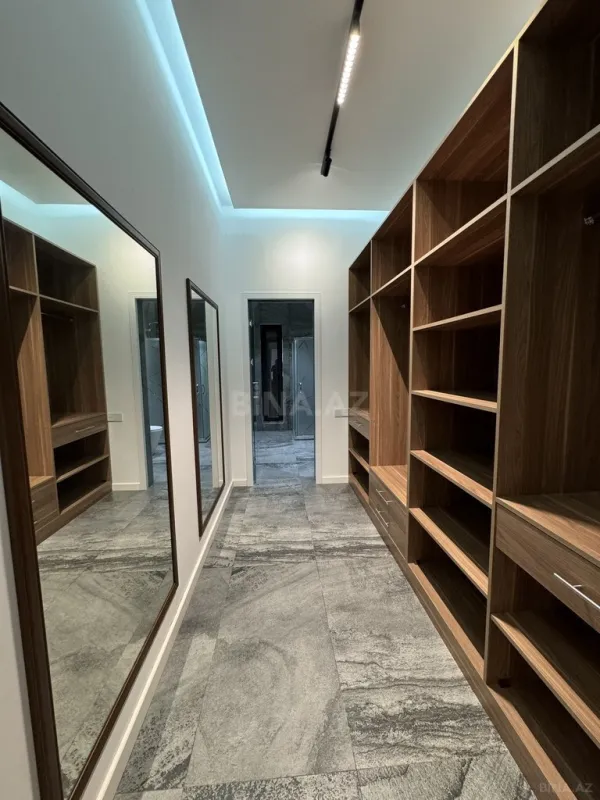 Satılır 4 otaqlı həyət evi 220 m²