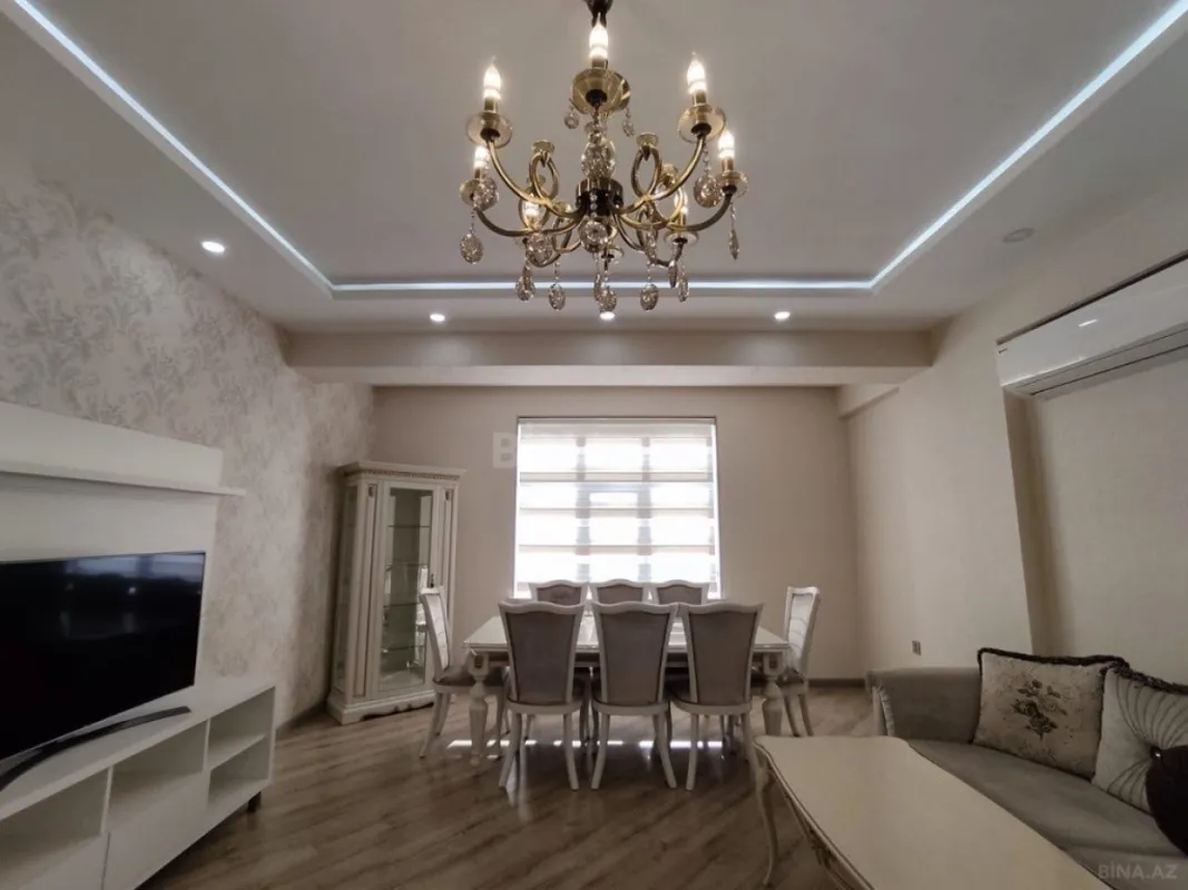 Kirayə verilir 2 otaqlı mənzil 75 m²