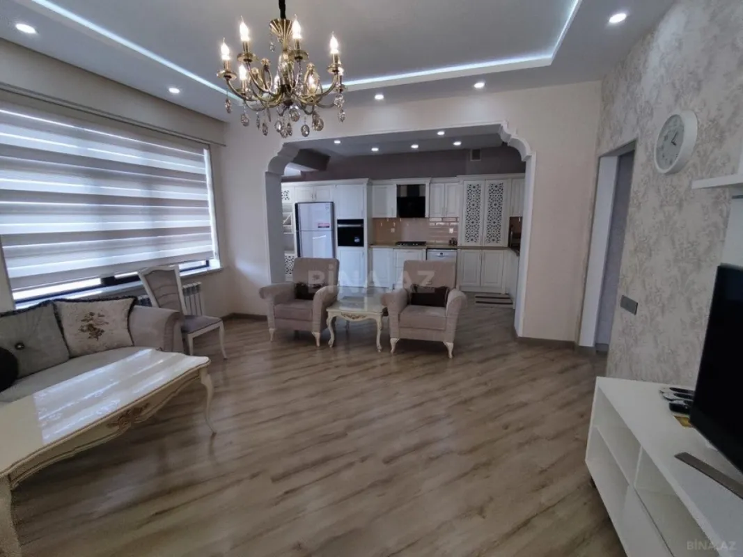 Kirayə verilir 2 otaqlı mənzil 75 m²