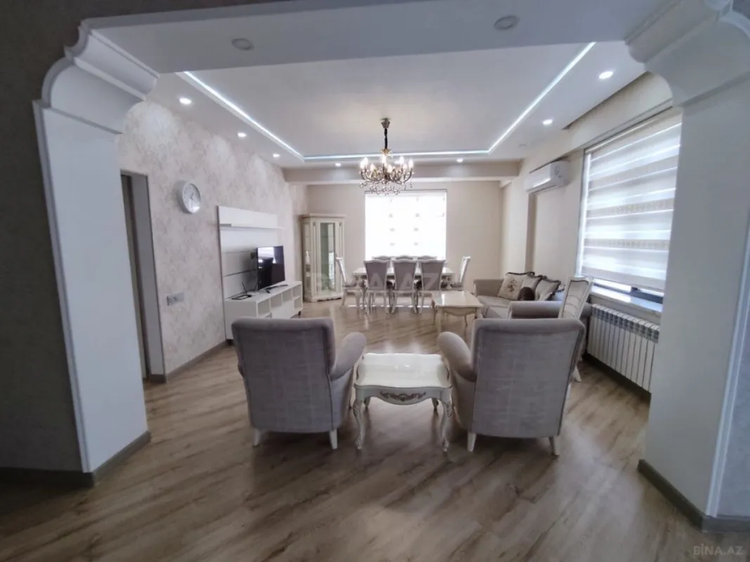 Kirayə verilir 2 otaqlı mənzil 75 m²