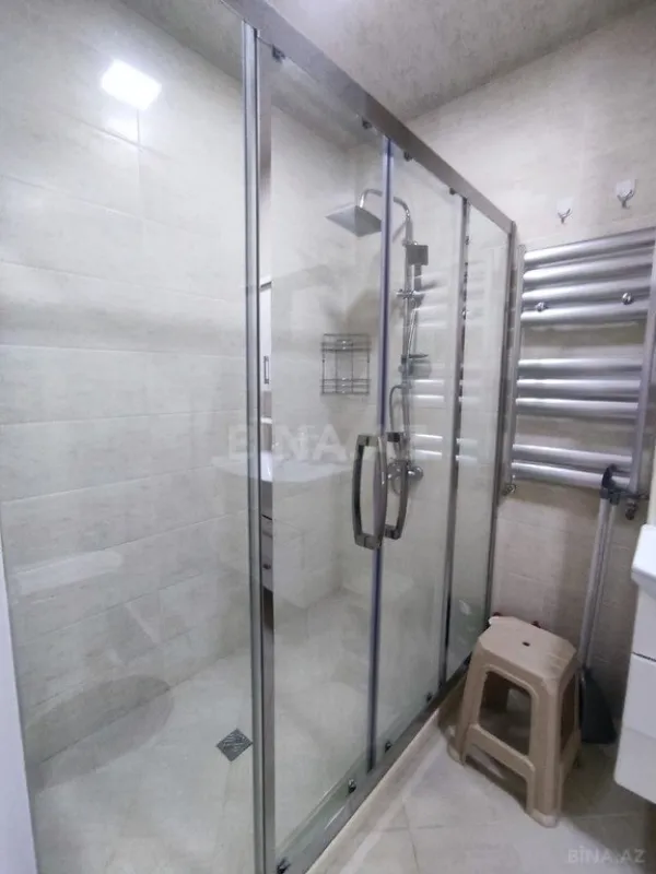 Kirayə verilir 2 otaqlı mənzil 75 m²