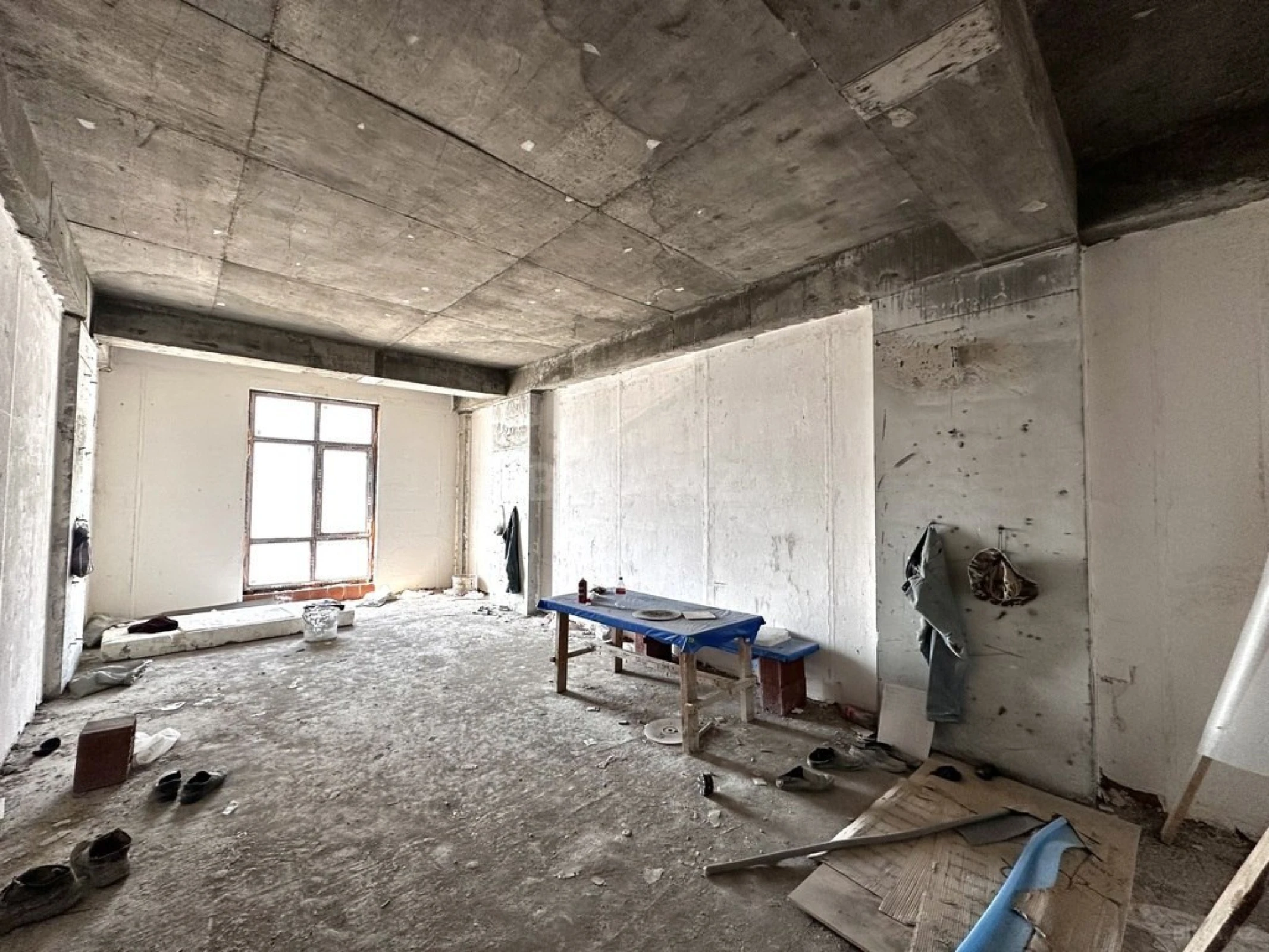 Satılır 3 otaqlı mənzil 125 m²