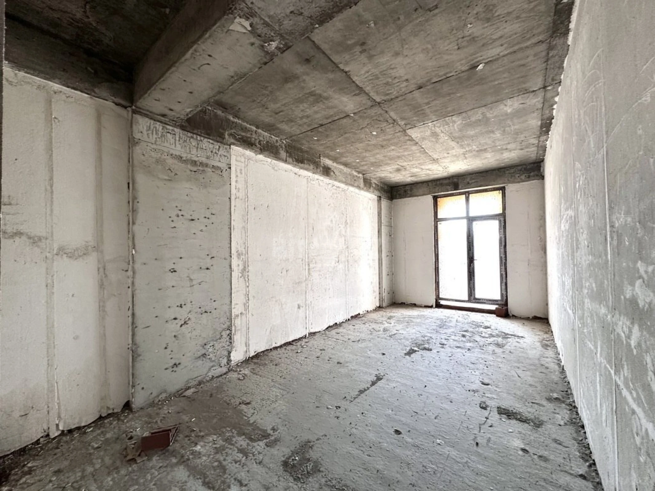 Satılır 3 otaqlı mənzil 125 m²