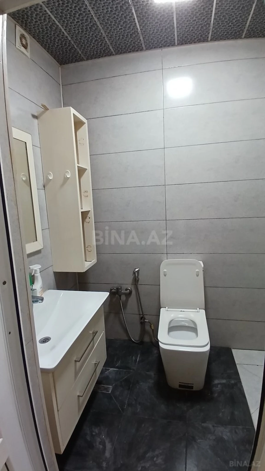 Kirayə verilir 3 otaqlı mənzil 68 m²