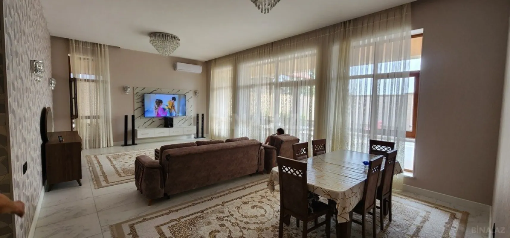 Kirayə verilir 6 otaqlı həyət evi 350 m²