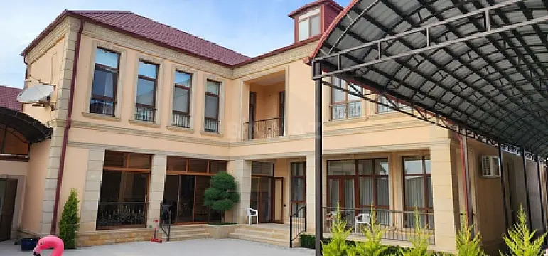 Kirayə verilir 6 otaqlı həyət evi 350 m²