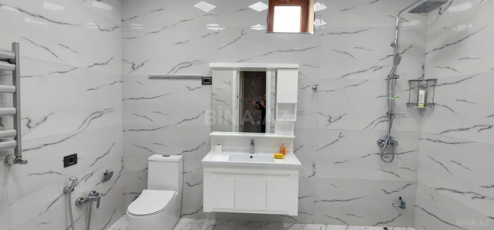 Kirayə verilir 6 otaqlı həyət evi 350 m²