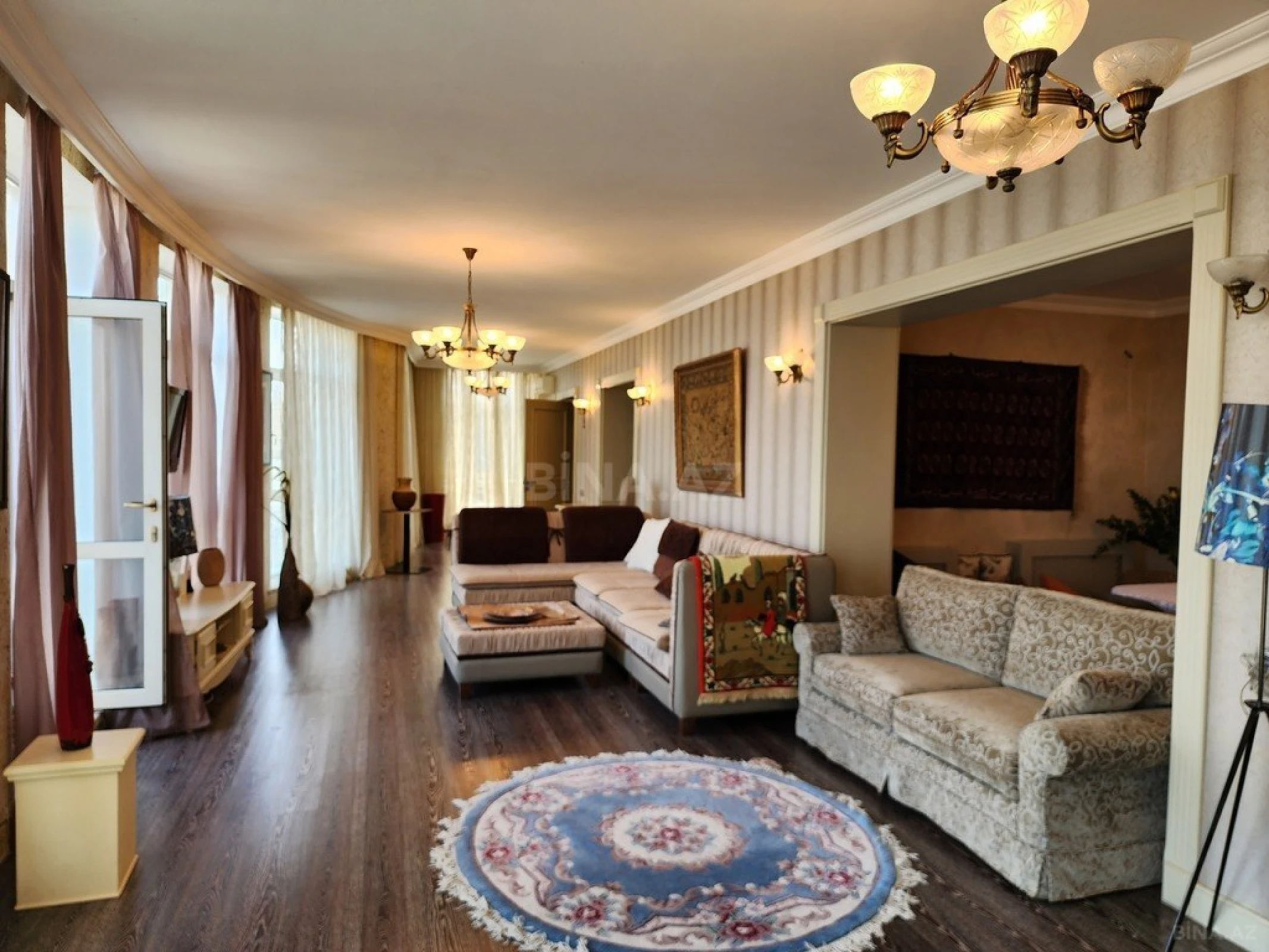 Kirayə verilir 8 otaqlı həyət evi 500 m²