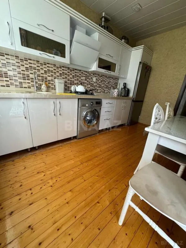 Satılır 2 otaqlı mənzil 80 m²