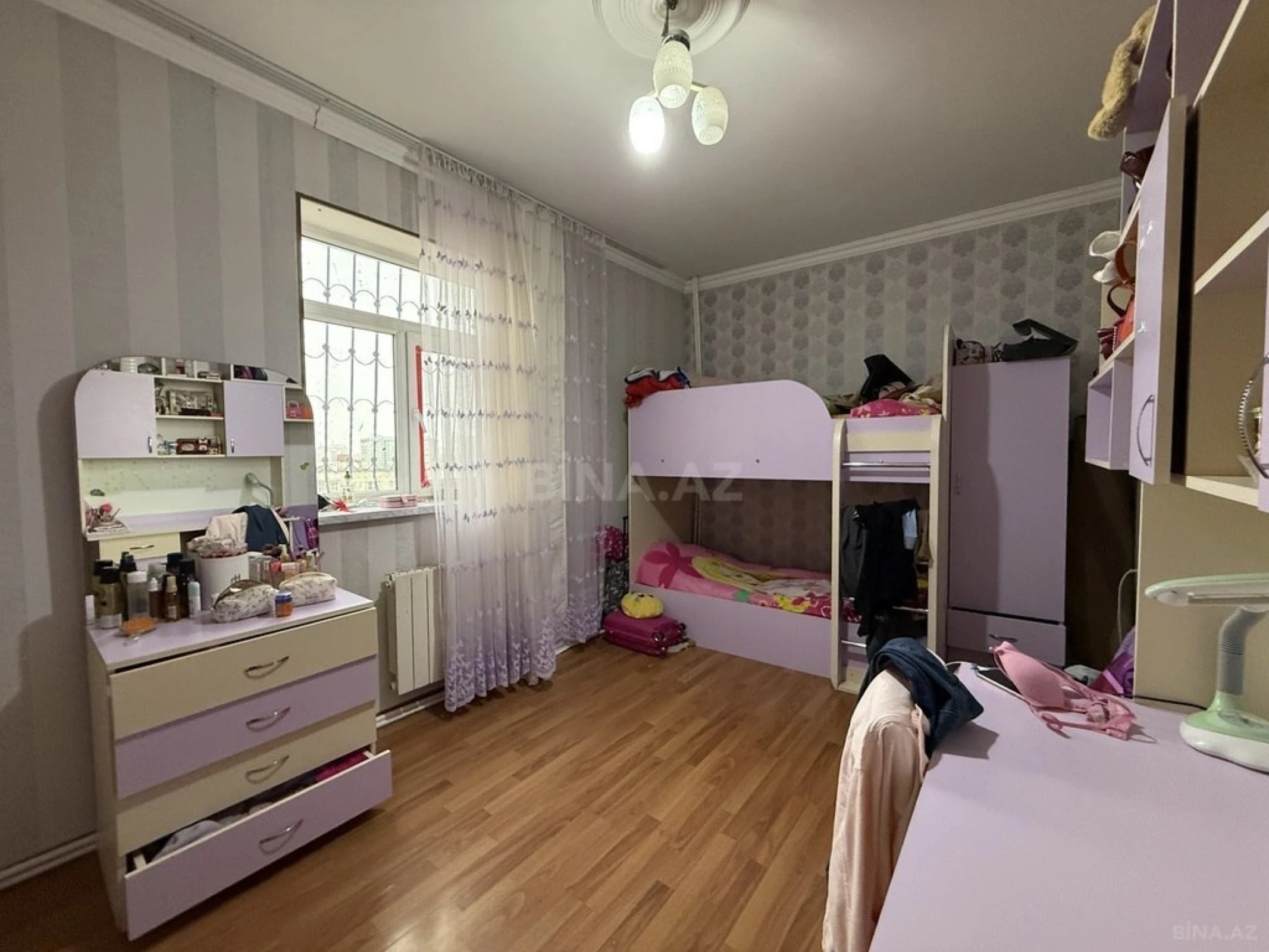 Satılır 4 otaqlı həyət evi 245 m²