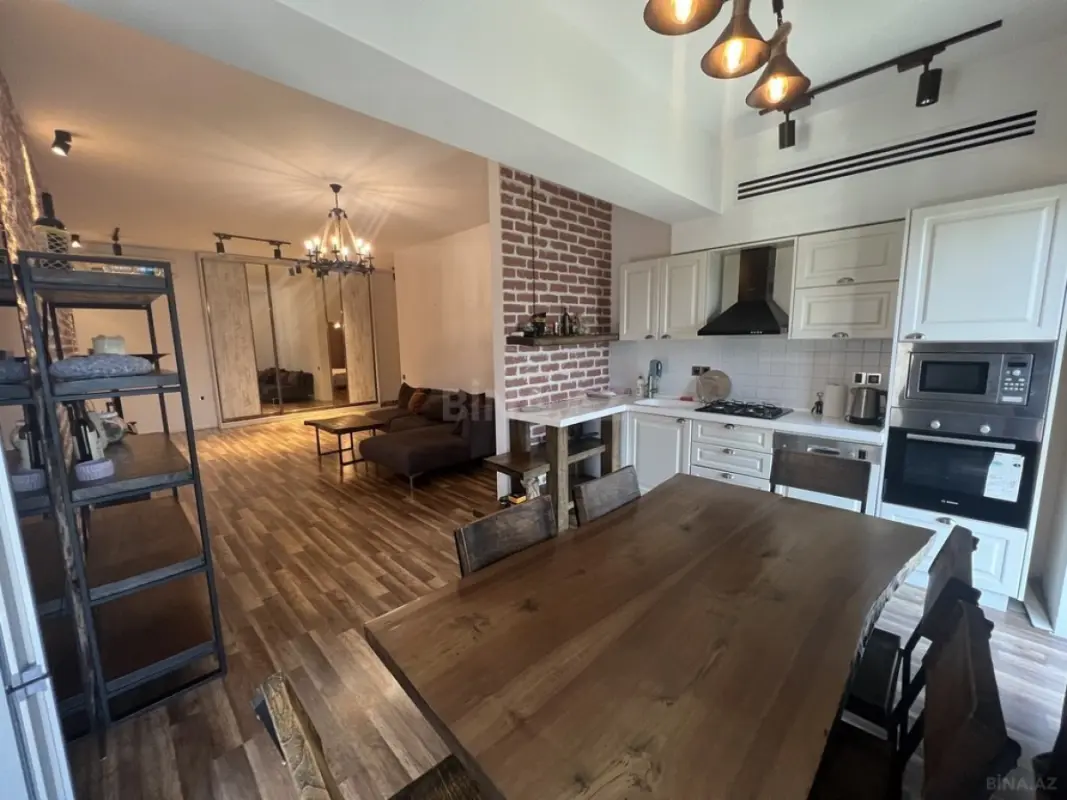 Kirayə verilir 3 otaqlı mənzil 115 m²