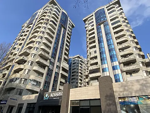 Satılır 4 otaqlı mənzil 175 m² — Bakı, Nəsimi 4 otaq 175.00 m²