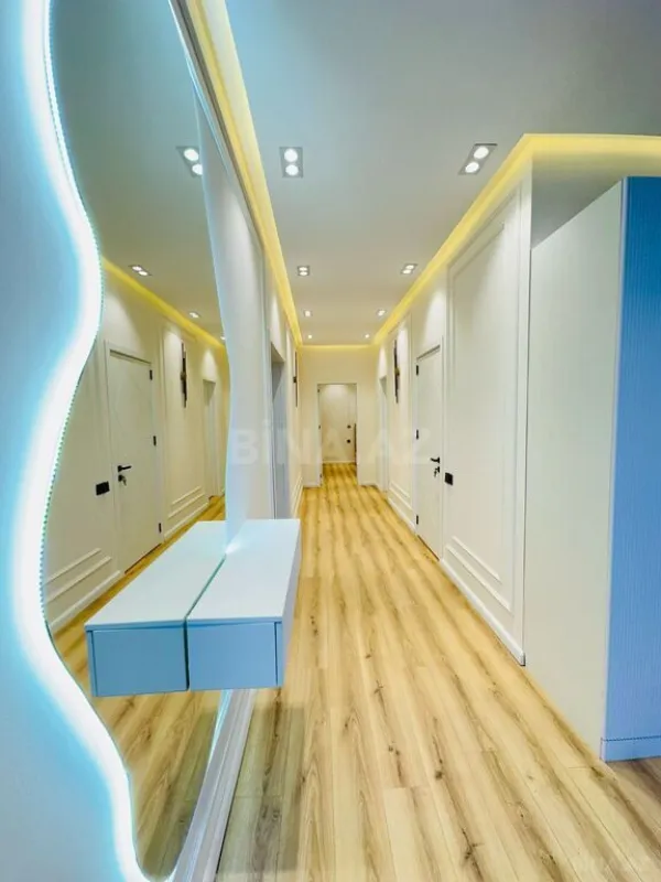 Kirayə verilir 5 otaqlı həyət evi 350 m²