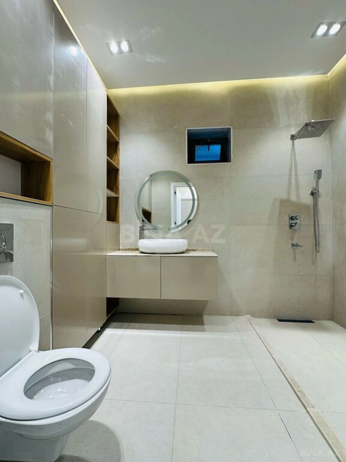 Kirayə verilir 5 otaqlı həyət evi 350 m²