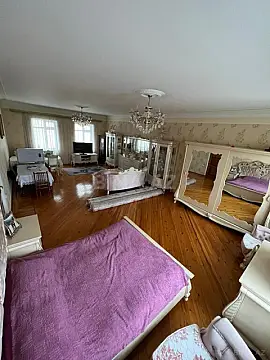Satılır 9 otaqlı həyət evi 520 m²