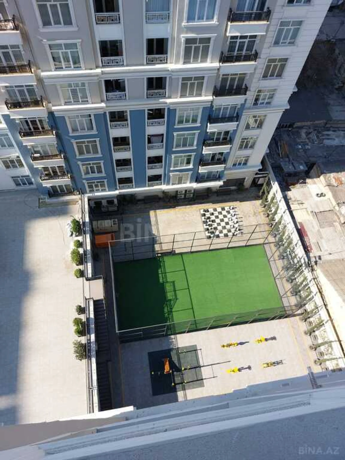 Kirayə verilir 2 otaqlı mənzil 90 m²