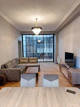 Kirayə verilir 2 otaqlı mənzil 90 m² — Bakı, Nəsimi 2 otaq 90.00 m²