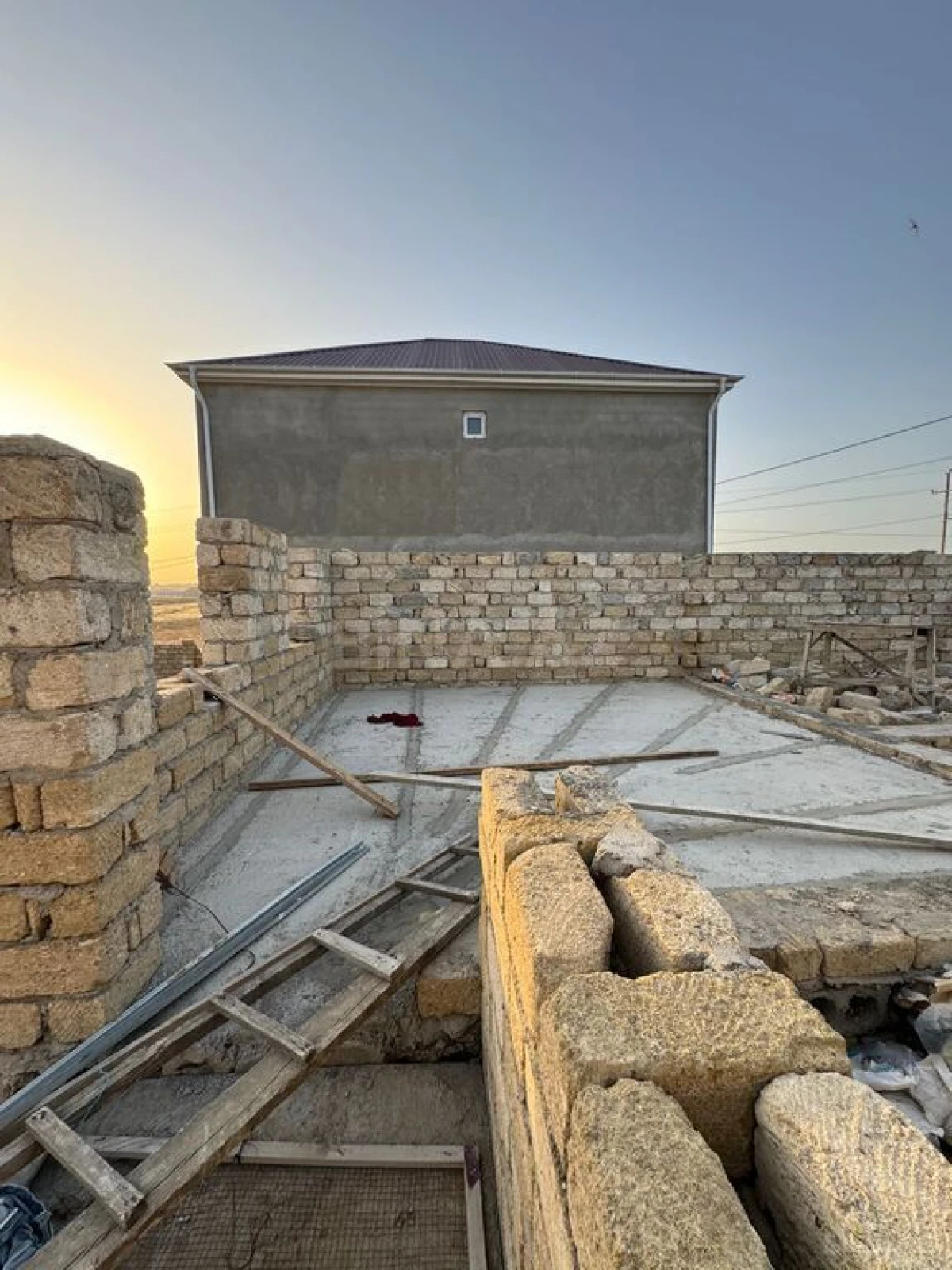 Satılır torpaq sahəsi 3 m²