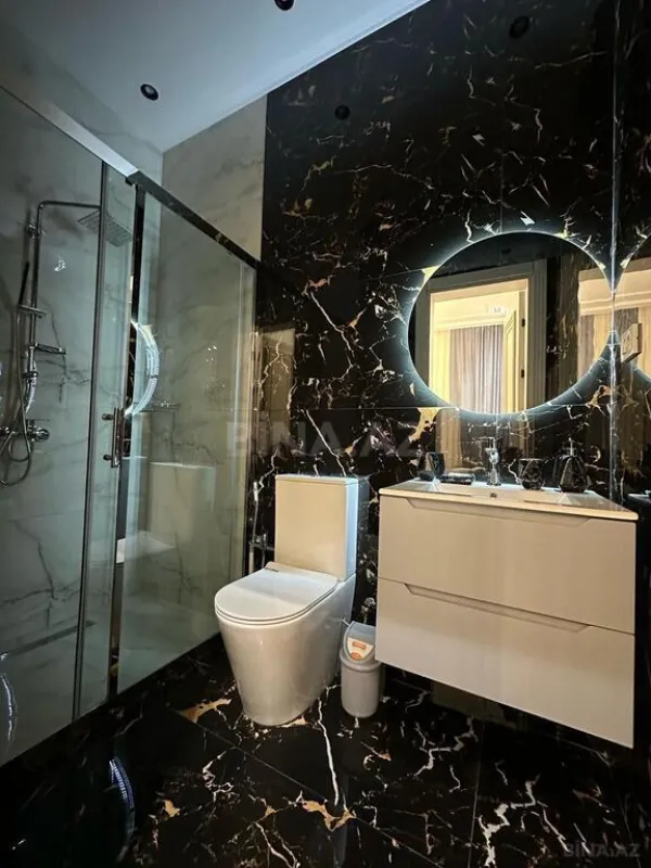 Kirayə verilir 5 otaqlı həyət evi 240 m²