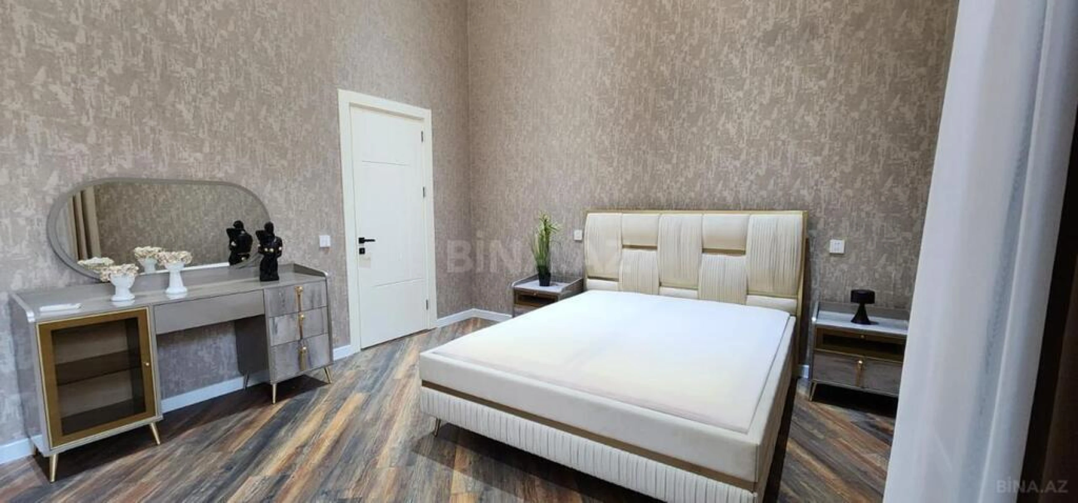 Kirayə verilir 5 otaqlı həyət evi 360 m²