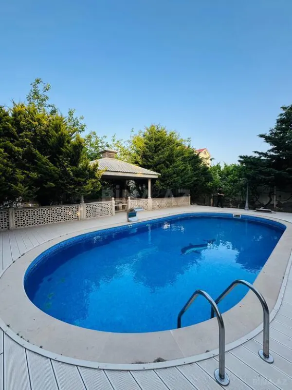 Kirayə verilir 4 otaqlı həyət evi 360 m²