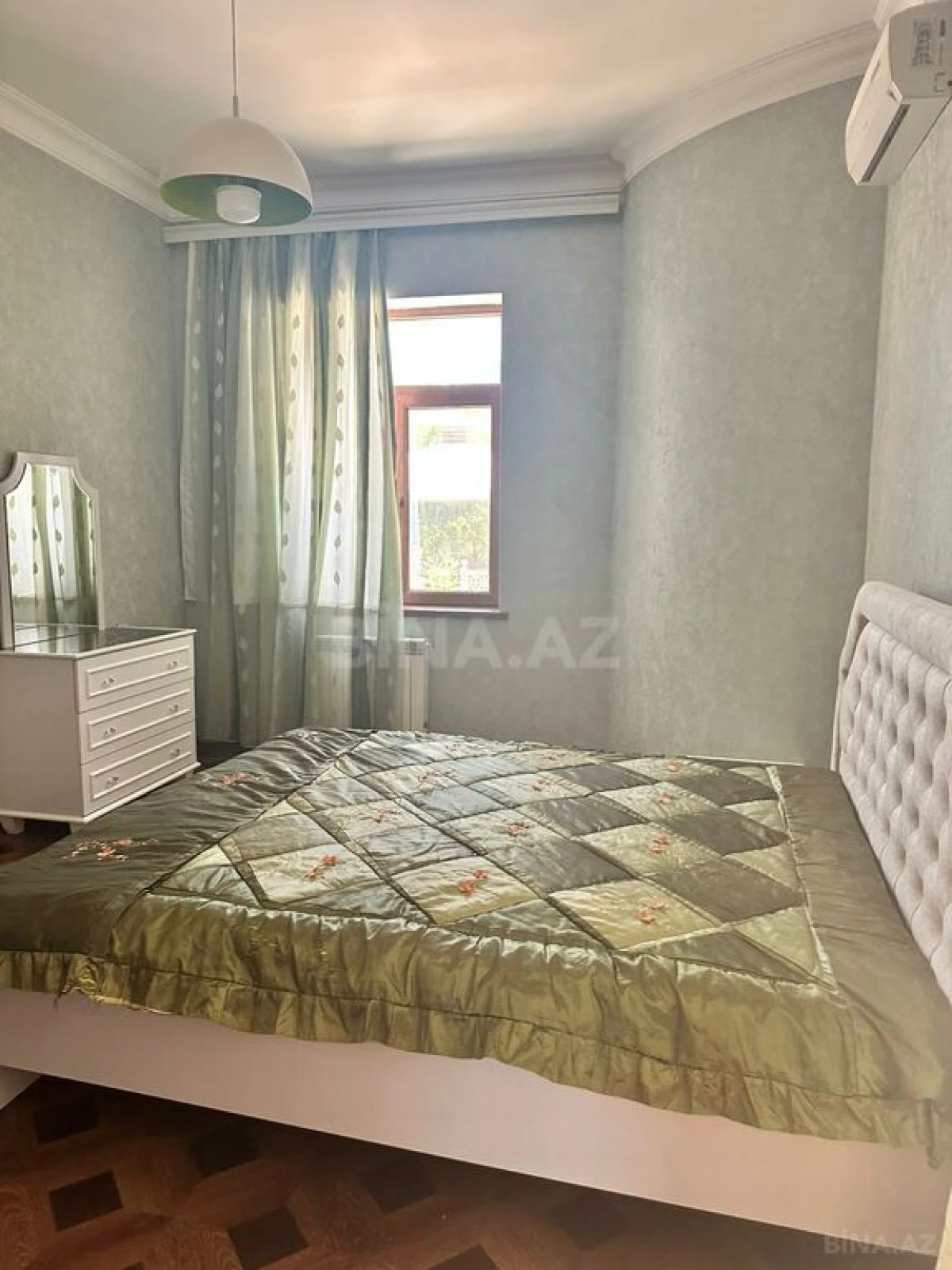 Kirayə verilir 4 otaqlı həyət evi 360 m²