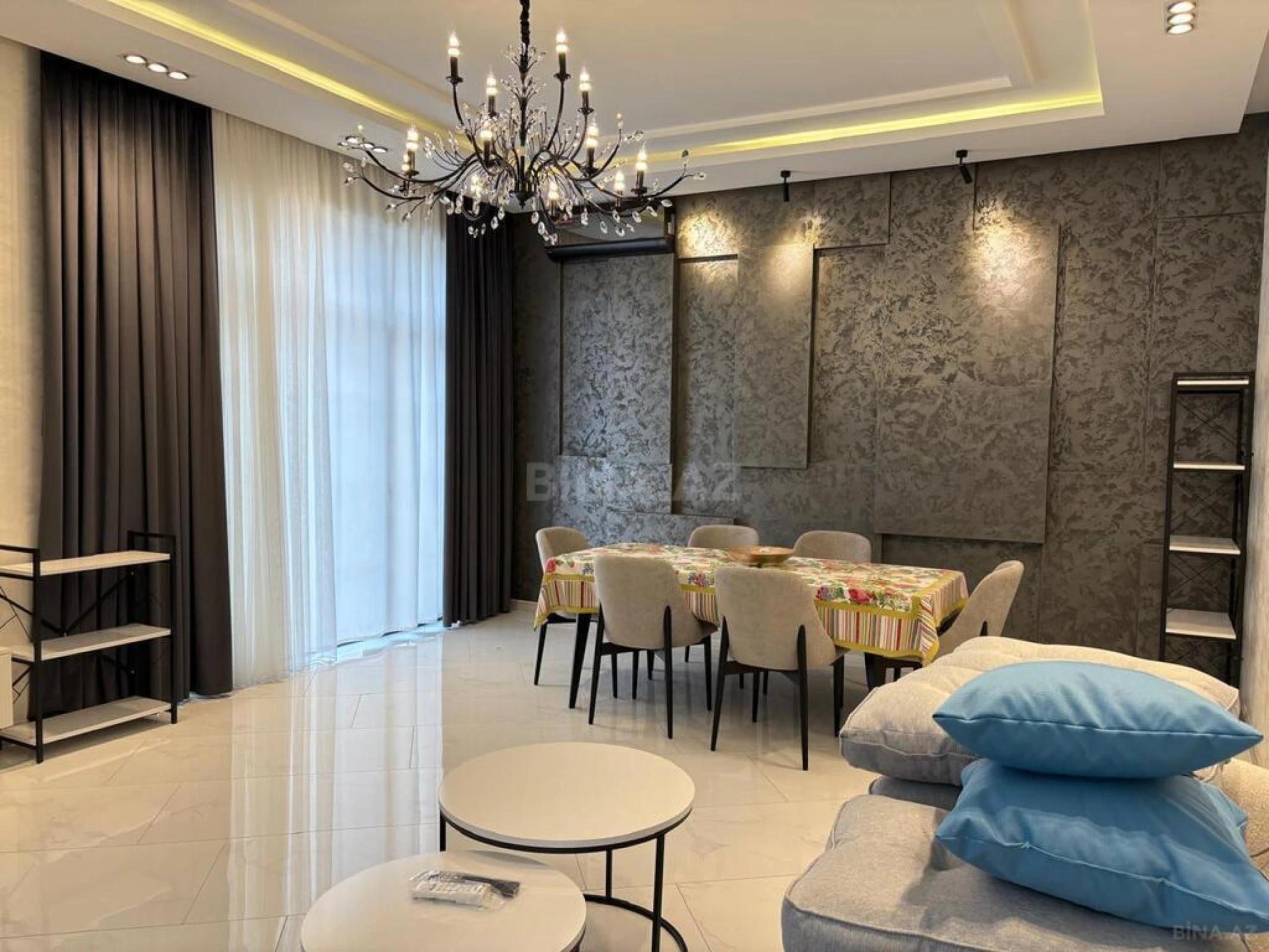 Kirayə verilir 5 otaqlı həyət evi 350 m²