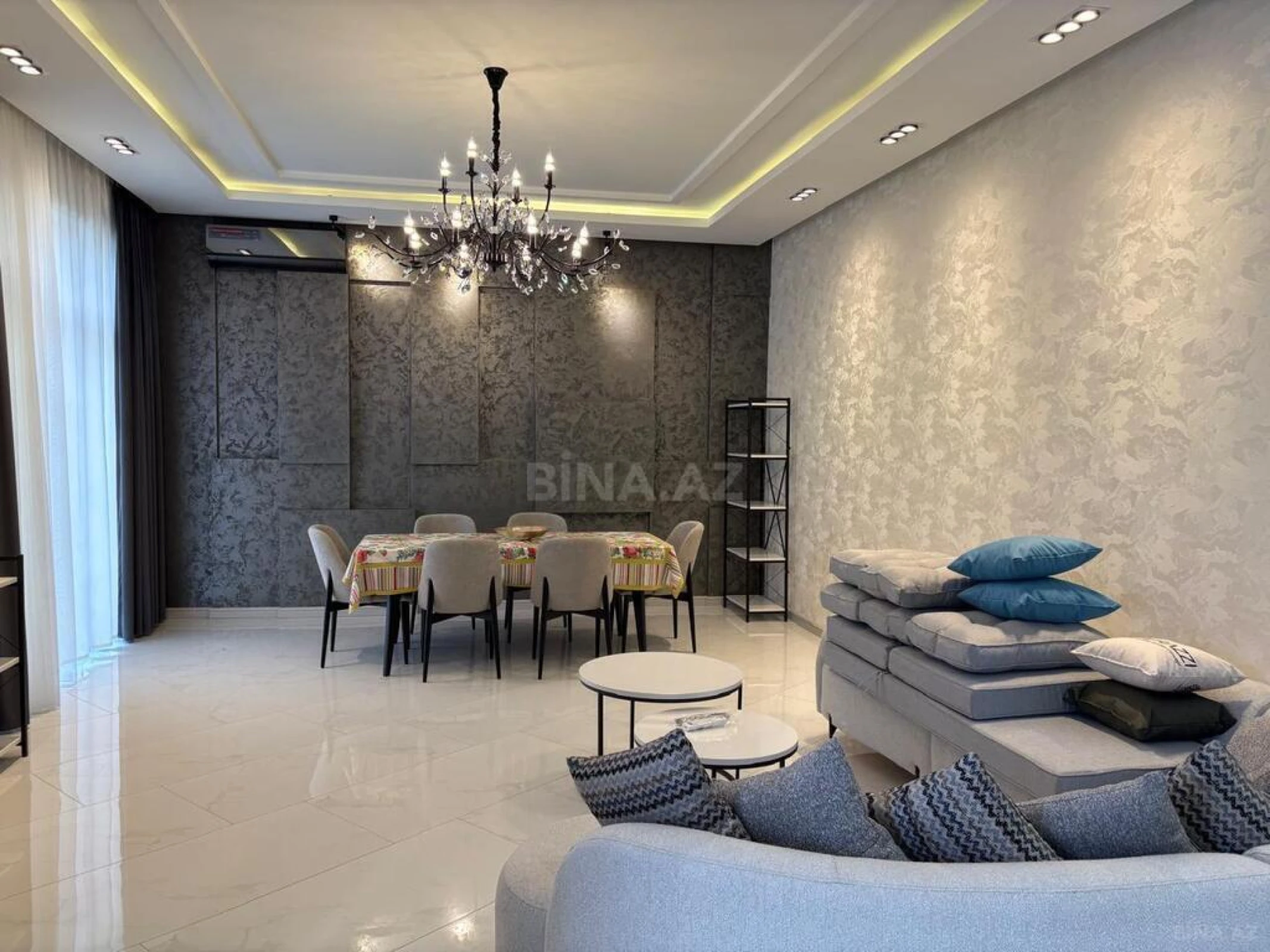 Kirayə verilir 5 otaqlı həyət evi 350 m²