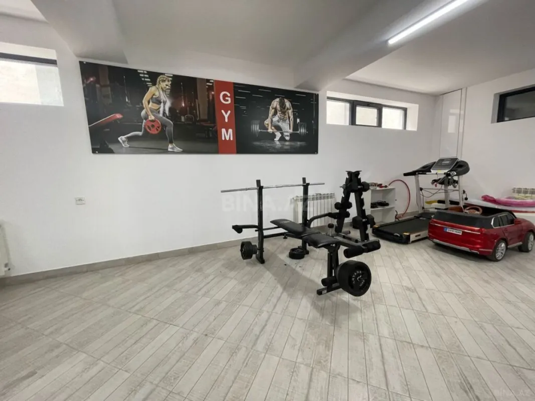 Satılır 5 otaqlı həyət evi 410 m²