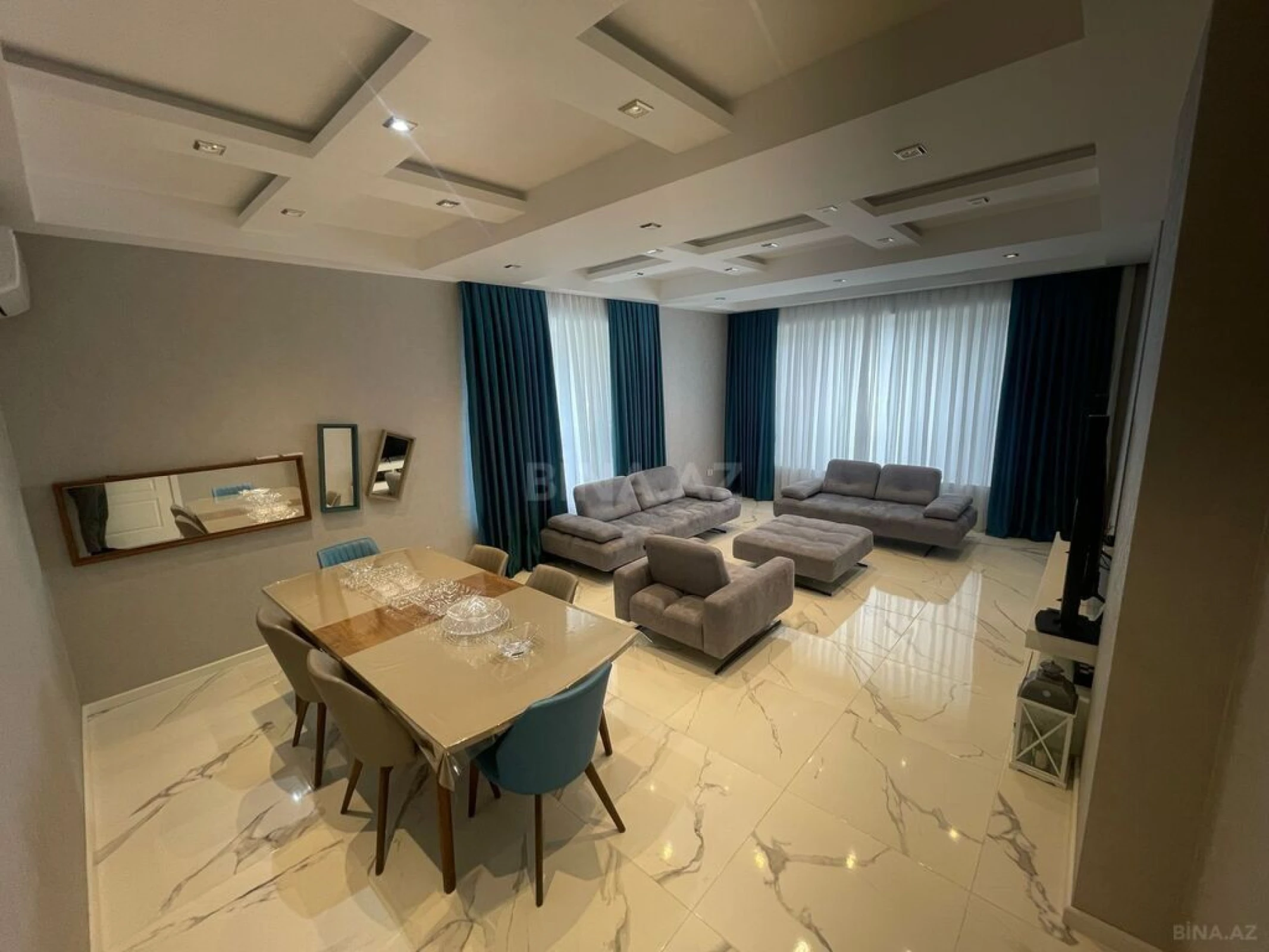 Satılır 5 otaqlı həyət evi 410 m²