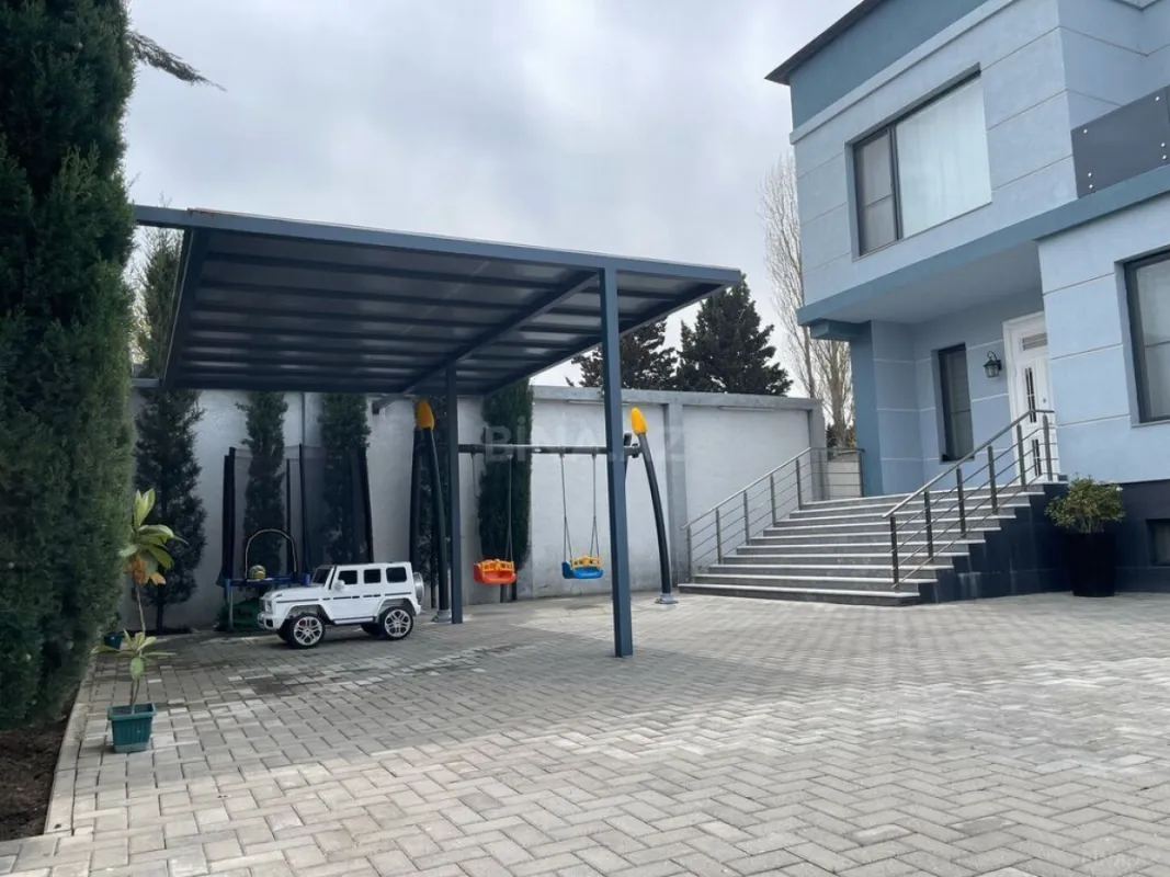 Satılır 5 otaqlı həyət evi 410 m²