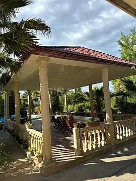 Kirayə verilir 6 otaqlı həyət evi 400 m²