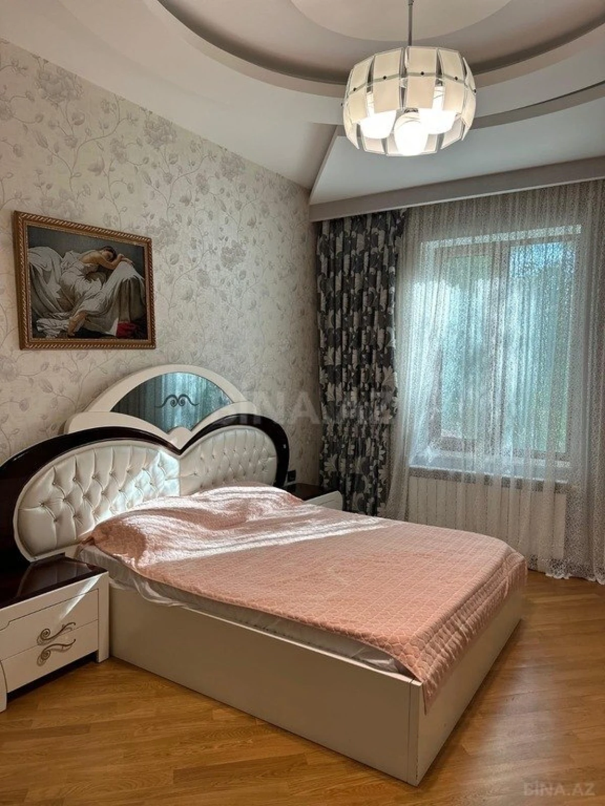 Kirayə verilir 6 otaqlı həyət evi 400 m²