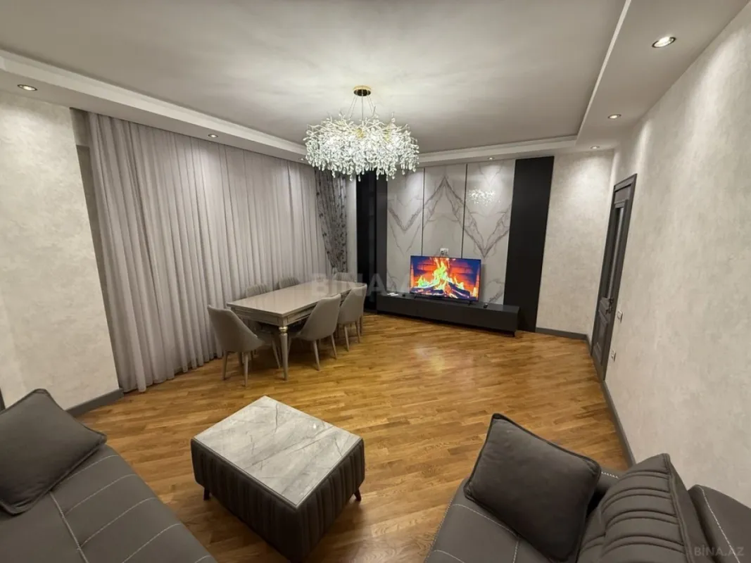 Kirayə verilir 3 otaqlı mənzil 150 m²