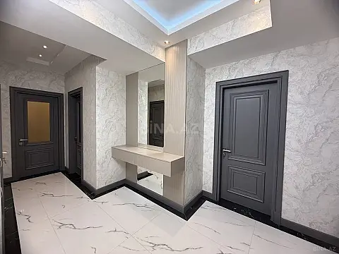 Kirayə verilir 3 otaqlı mənzil 150 m²