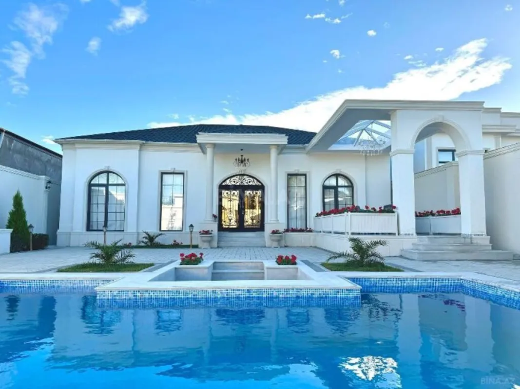 Satılır 6 otaqlı həyət evi 230 m²