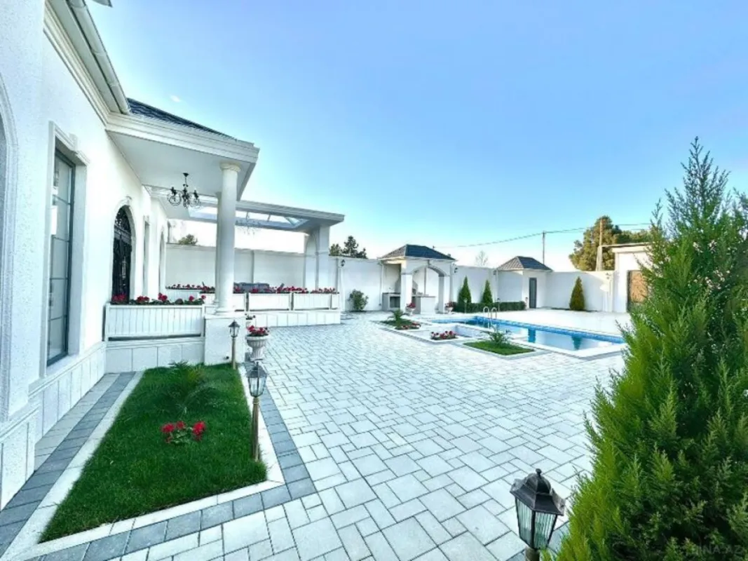 Satılır 6 otaqlı həyət evi 230 m²