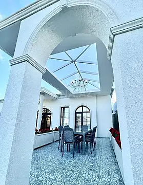 Satılır 6 otaqlı həyət evi 230 m²