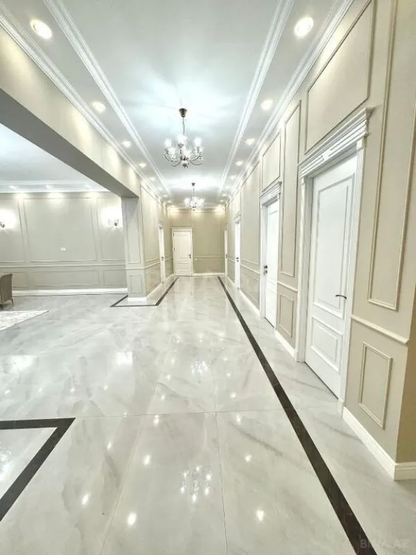 Satılır 6 otaqlı həyət evi 230 m²