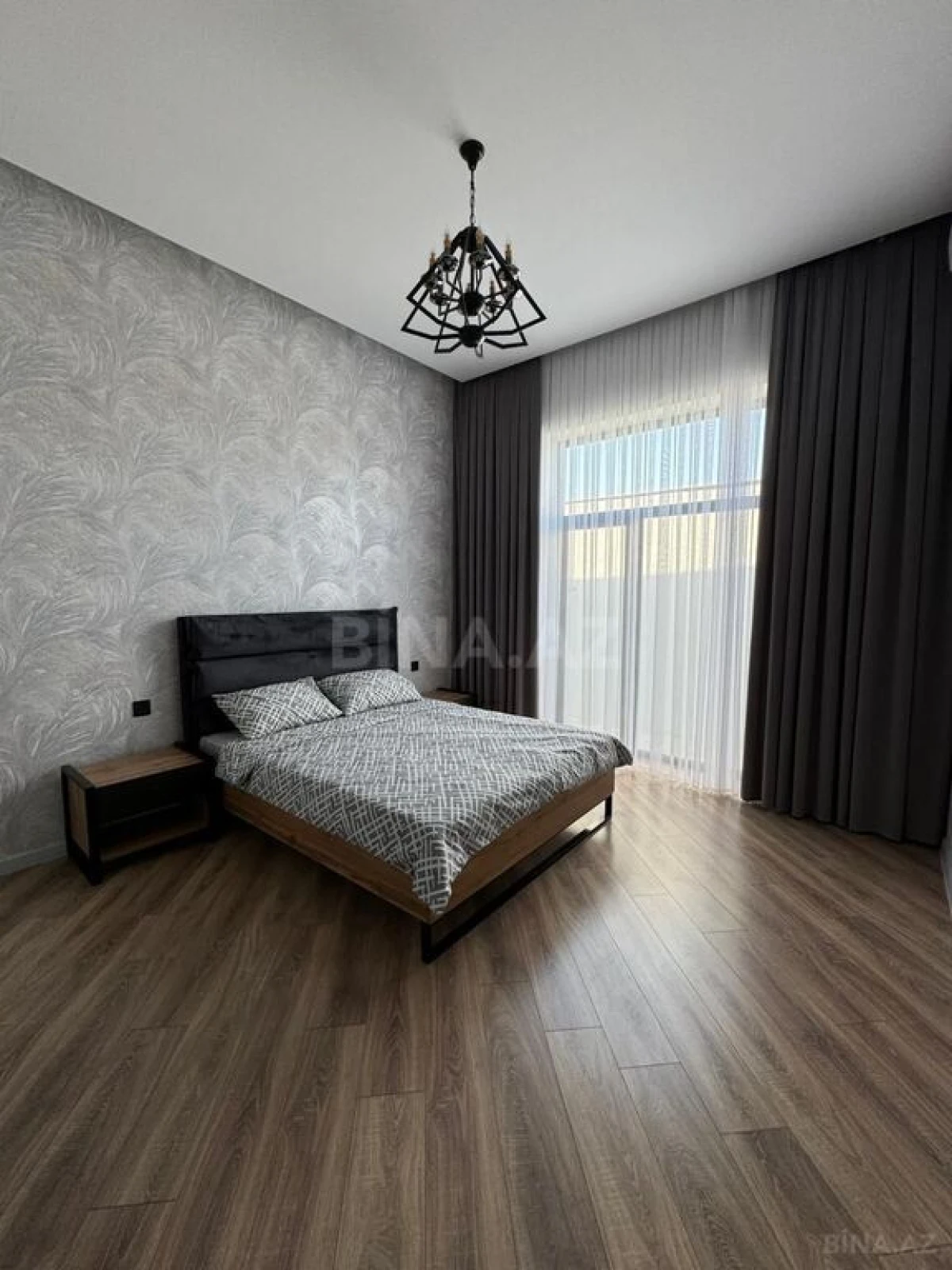 Kirayə verilir 4 otaqlı həyət evi 200 m²